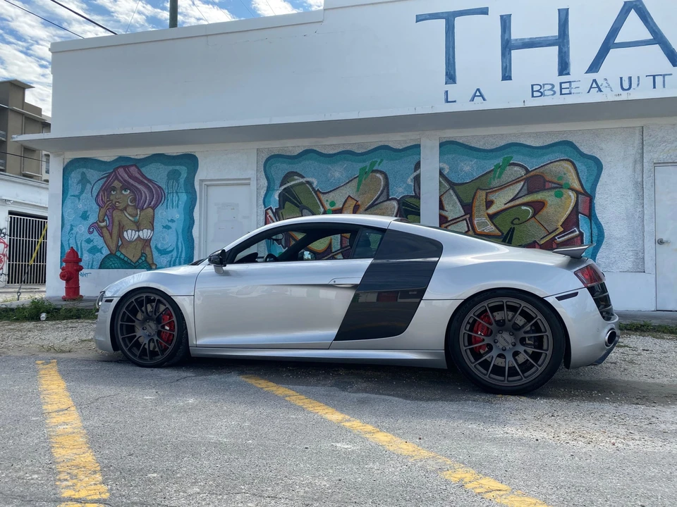 2010 Audi 42 R8 - Image 20 of 31