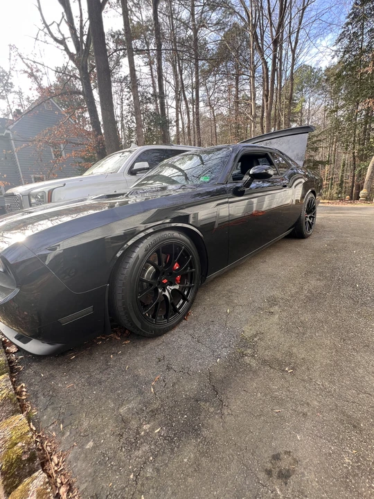 2010 Dodge Challenger SRT8 & 392 3rd Gen - Image 19 of 31