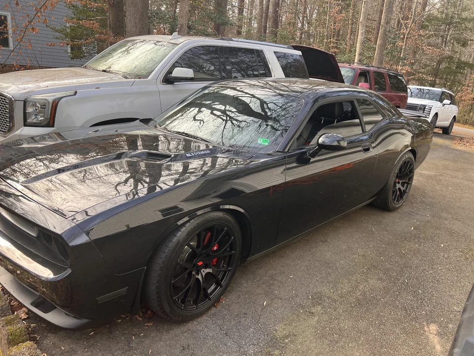 2010 Dodge Challenger SRT8 & 392 3rd Gen - Image 23 of 31