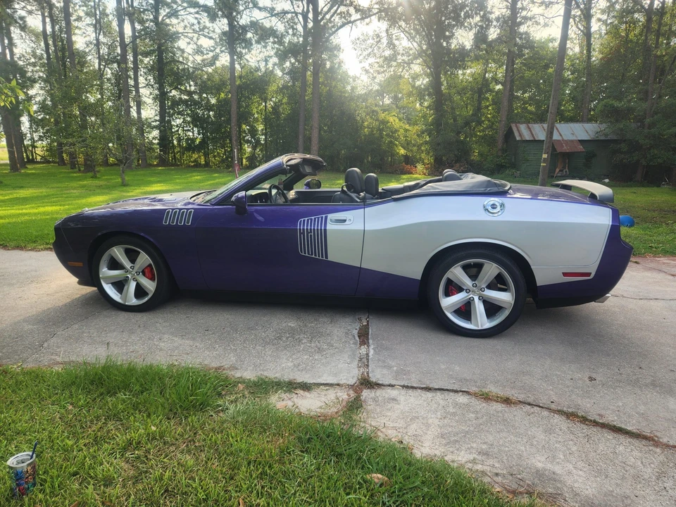 2010 Dodge Challenger SRT8 & 392 3rd Gen - Image 7 of 31