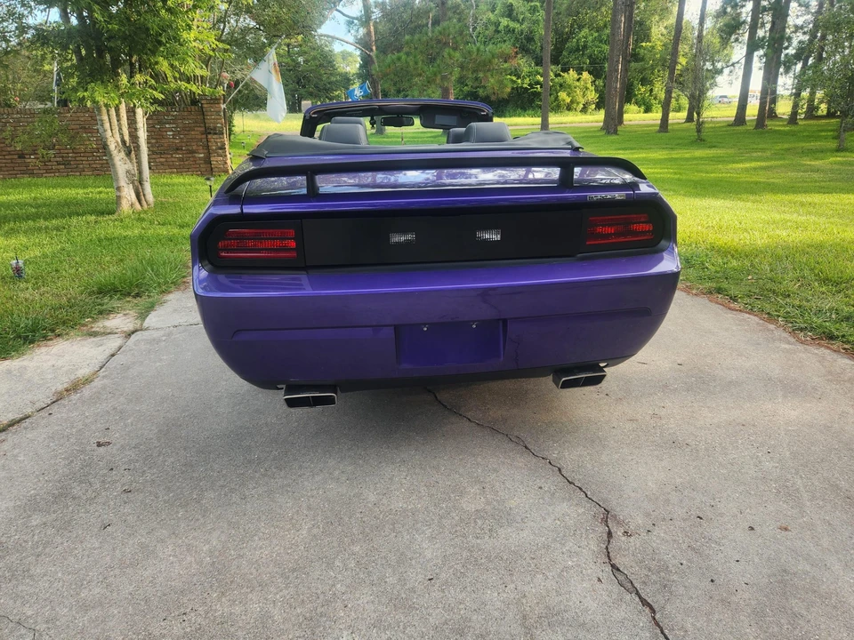 2010 Dodge Challenger SRT8 & 392 3rd Gen - Image 9 of 31