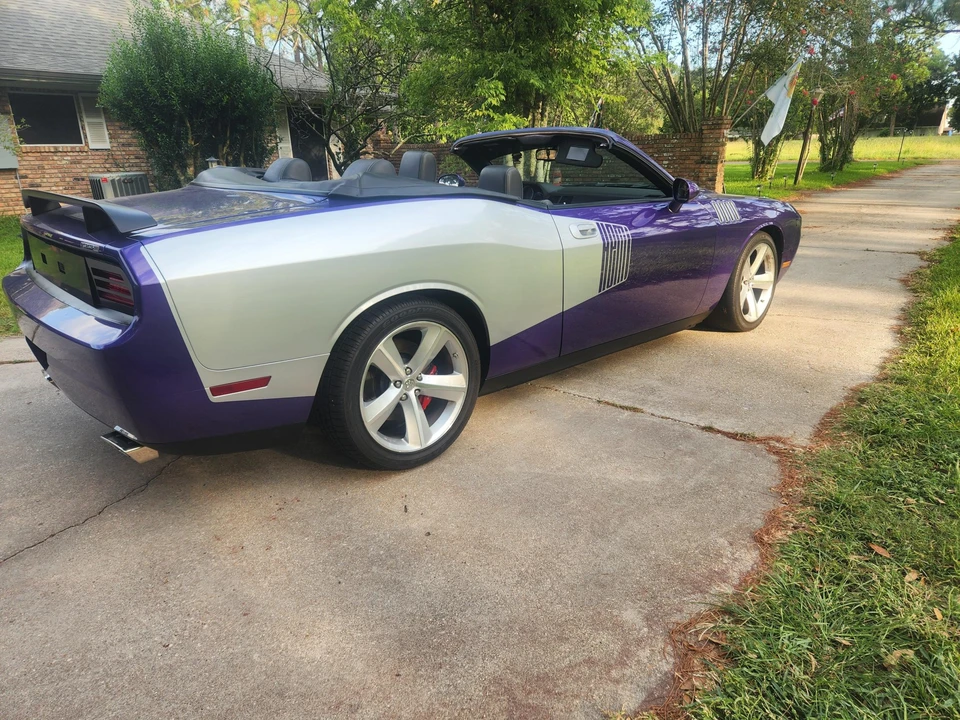 2010 Dodge Challenger SRT8 & 392 3rd Gen - Image 11 of 31