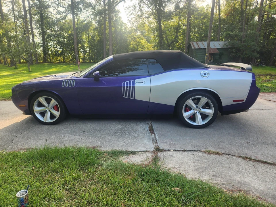 2010 Dodge Challenger SRT8 & 392 3rd Gen - Image 18 of 31