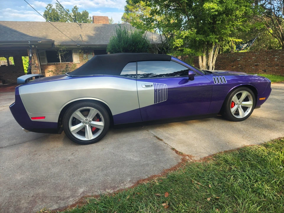 2010 Dodge Challenger SRT8 & 392 3rd Gen - Image 24 of 31