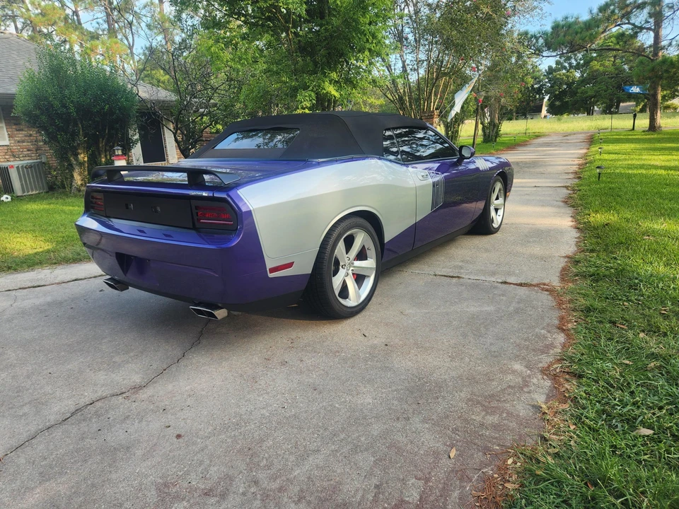 2010 Dodge Challenger SRT8 & 392 3rd Gen - Image 22 of 31