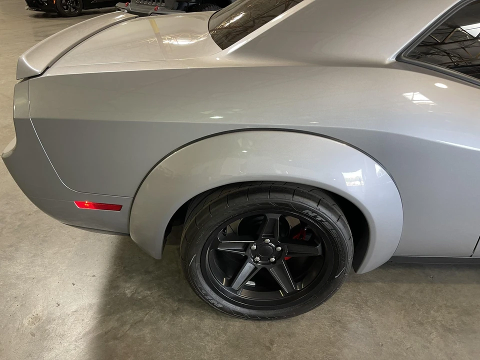 2011 Dodge Challenger SRT8 & 392 3rd Gen - Image 21 of 31