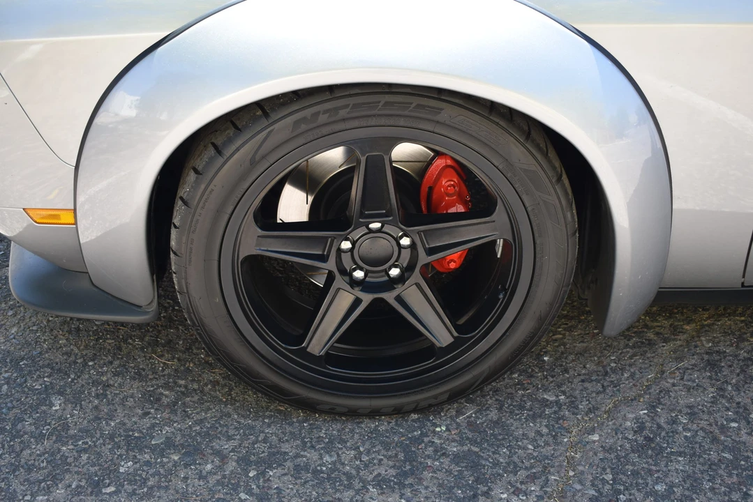 2011 Dodge Challenger SRT8 & 392 3rd Gen - Image 27 of 31