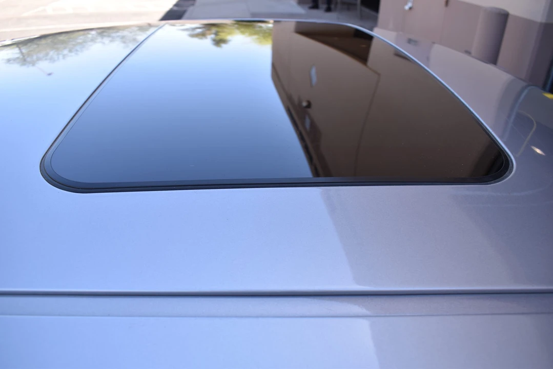 2011 Dodge Challenger SRT8 & 392 3rd Gen - Image 16 of 31