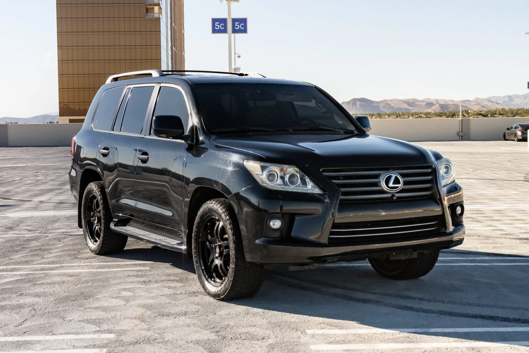 2011 Lexus LX 2nd Gen - Image 3 of 31