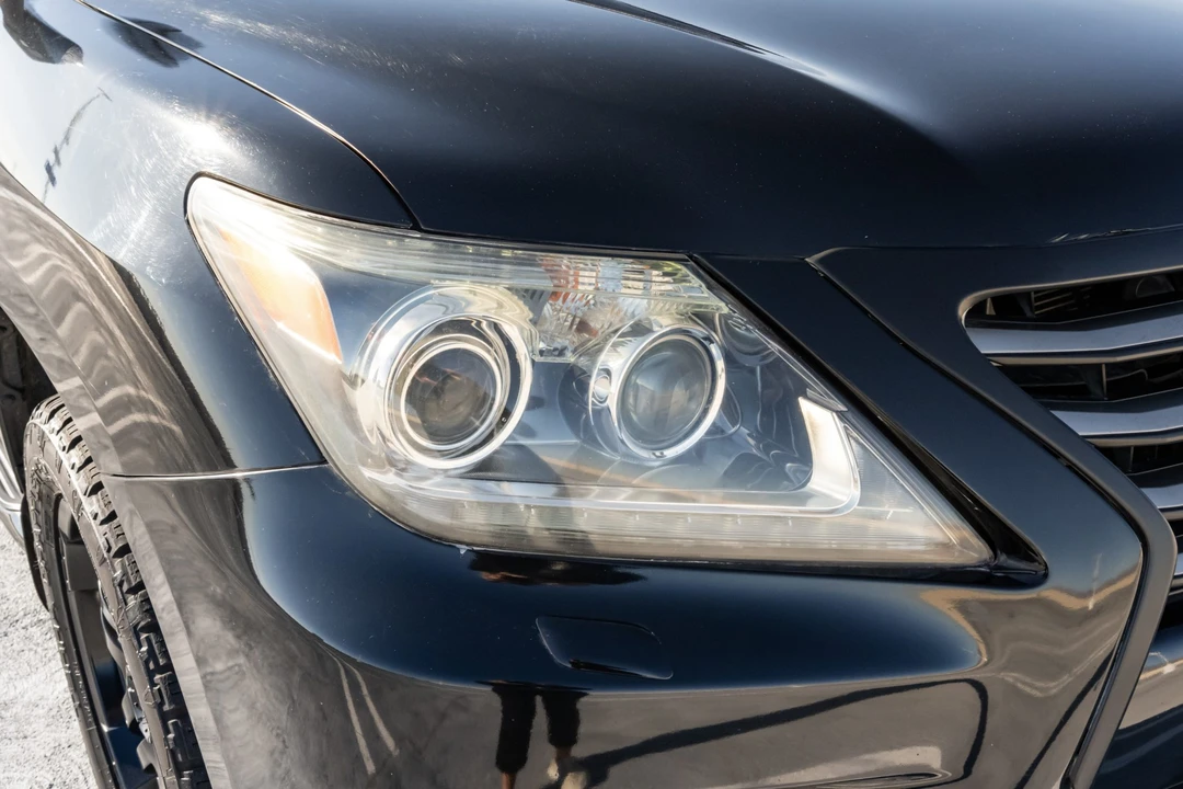 2011 Lexus LX 2nd Gen - Image 16 of 31