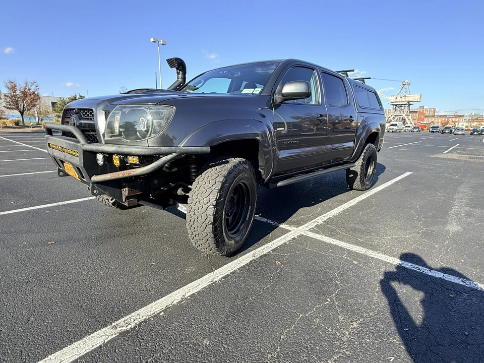 2011 Toyota Tacoma 2nd Gen - Image 10 of 31