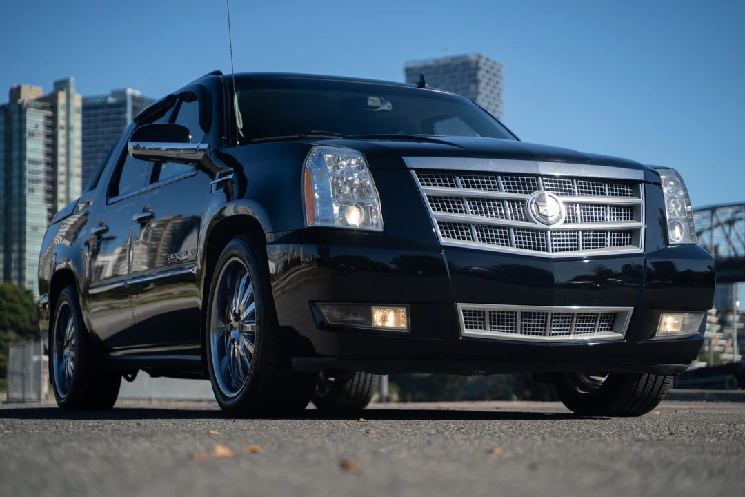 2012 Cadillac Escalade & EXT 3rd Gen - Image 14 of 31