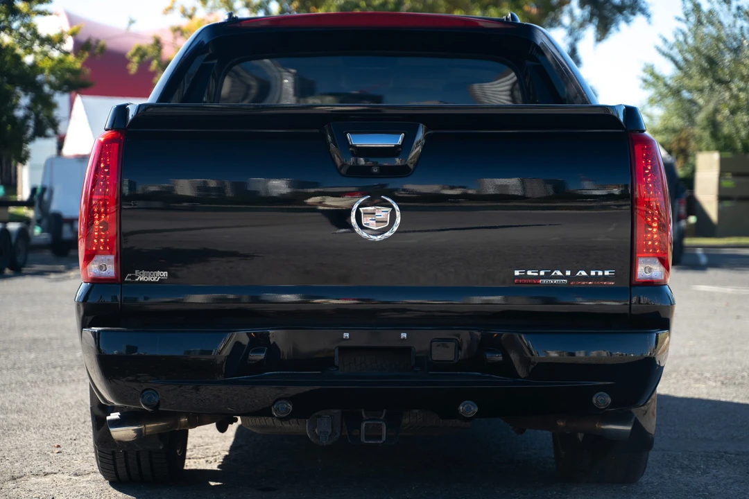 2012 Cadillac Escalade & EXT 3rd Gen - Image 25 of 31