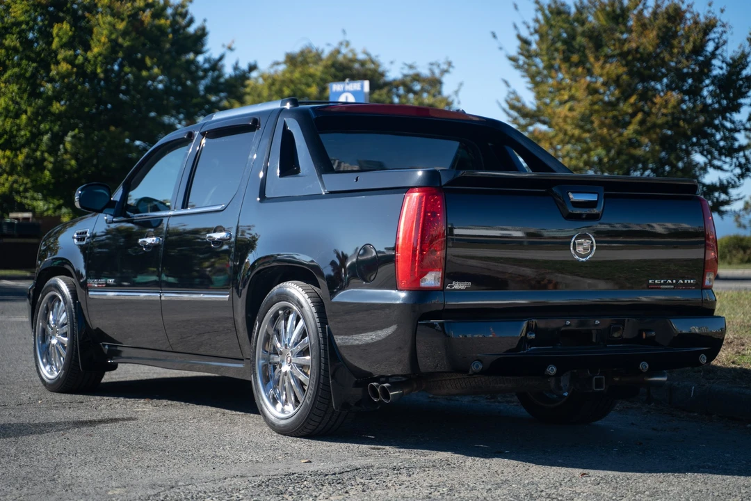 2012 Cadillac Escalade & EXT 3rd Gen - Image 27 of 31