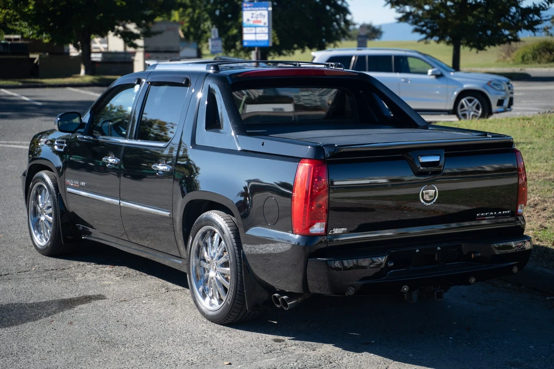 2012 Cadillac Escalade & EXT 3rd Gen - Image 28 of 31