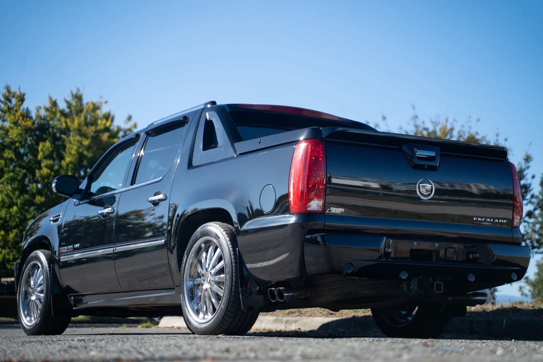 2012 Cadillac Escalade & EXT 3rd Gen - Image 29 of 31