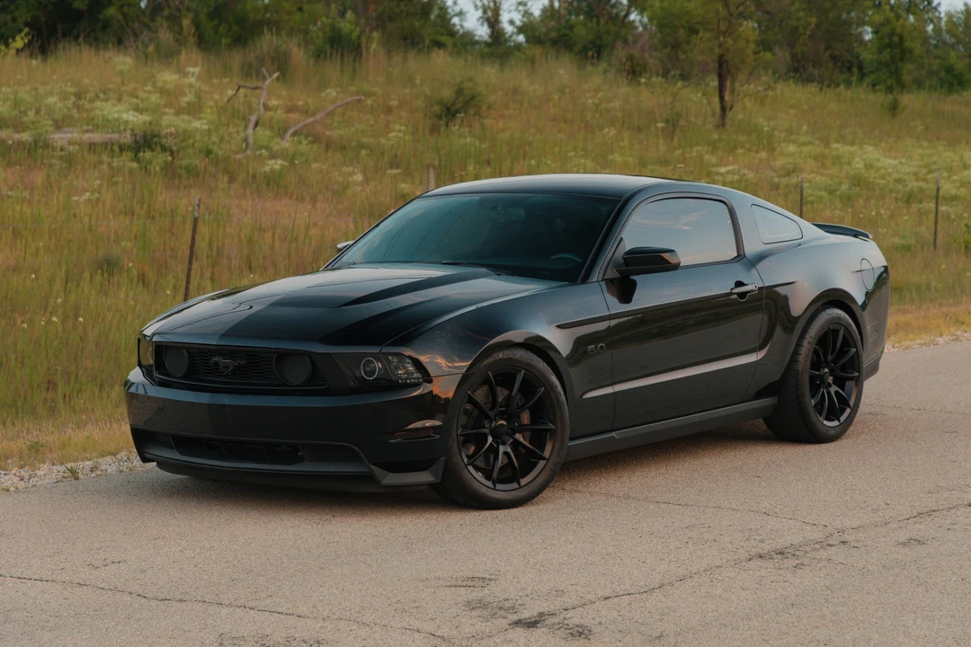 2012 Ford S197 Mustang GT - Image 8 of 31