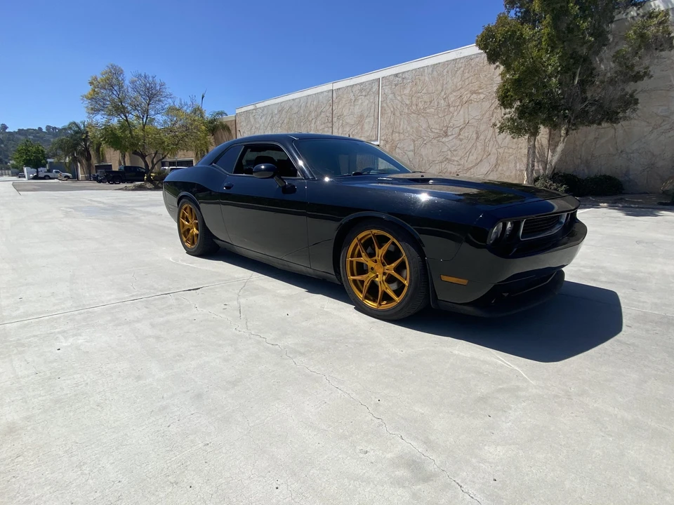 2013 Dodge Challenger 3rd Gen - Image 21 of 31