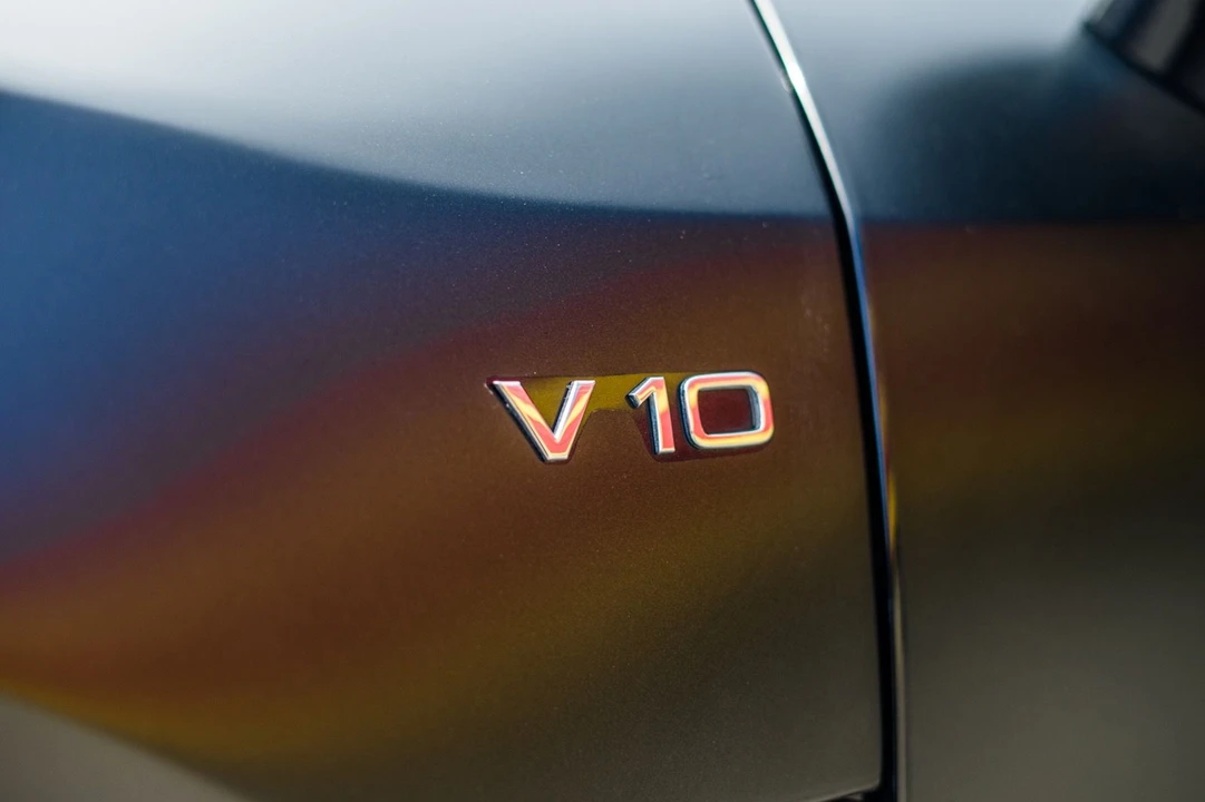 2014 Audi 42 R8 - Image 14 of 31