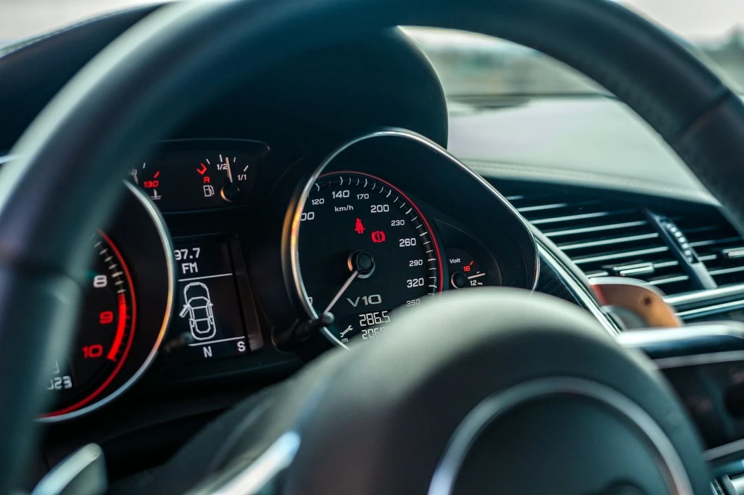 2014 Audi 42 R8 - Image 29 of 31