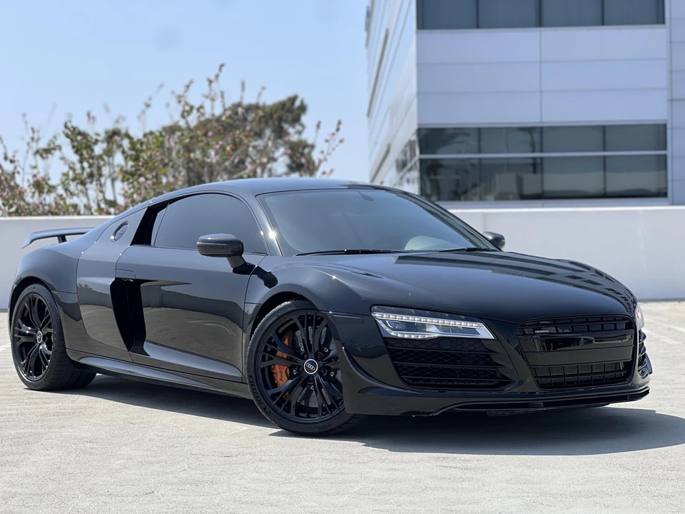 2014 Audi 42 R8 - Image 9 of 31