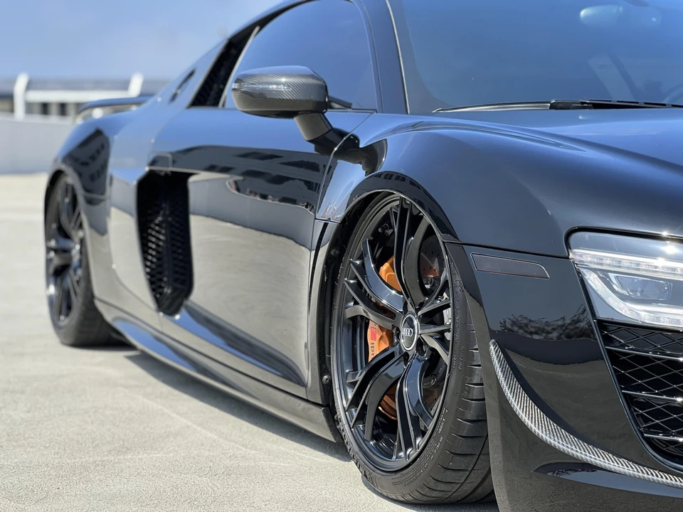 2014 Audi 42 R8 - Image 30 of 31