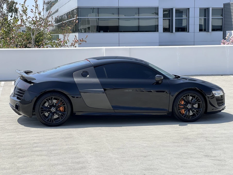 2014 Audi 42 R8 - Image 13 of 31