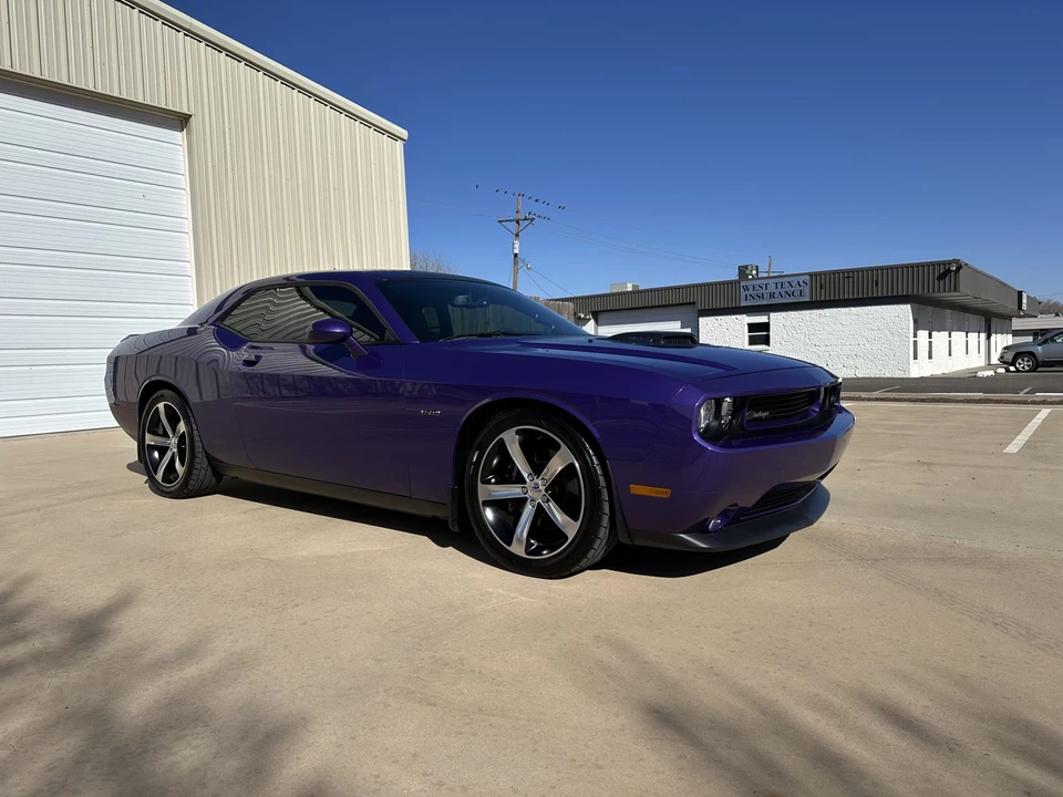 2014 Dodge Challenger 3rd Gen - Image 15 of 31