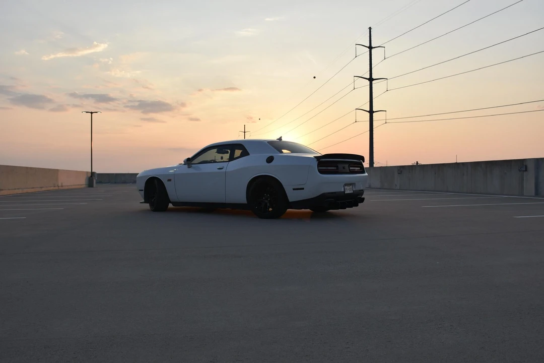 2015 Dodge Challenger SRT8 & 392 3rd Gen - Image 10 of 31