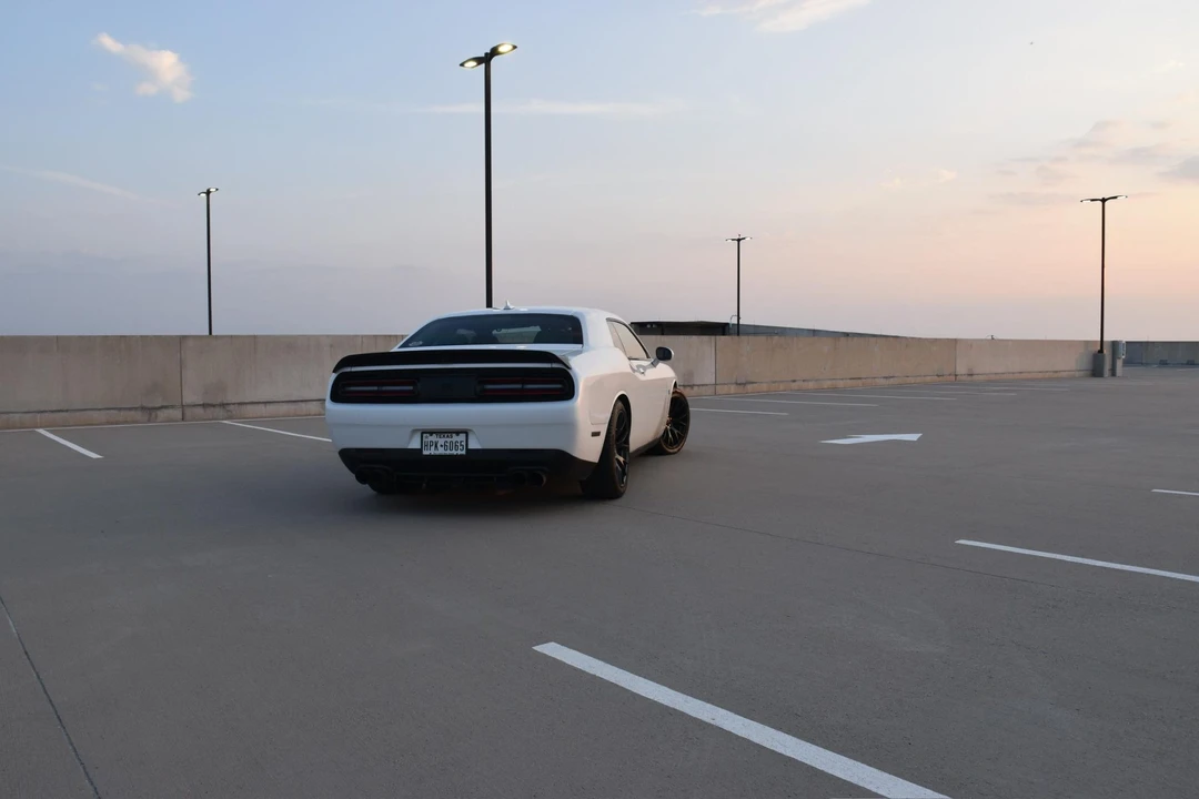 2015 Dodge Challenger SRT8 & 392 3rd Gen - Image 14 of 31