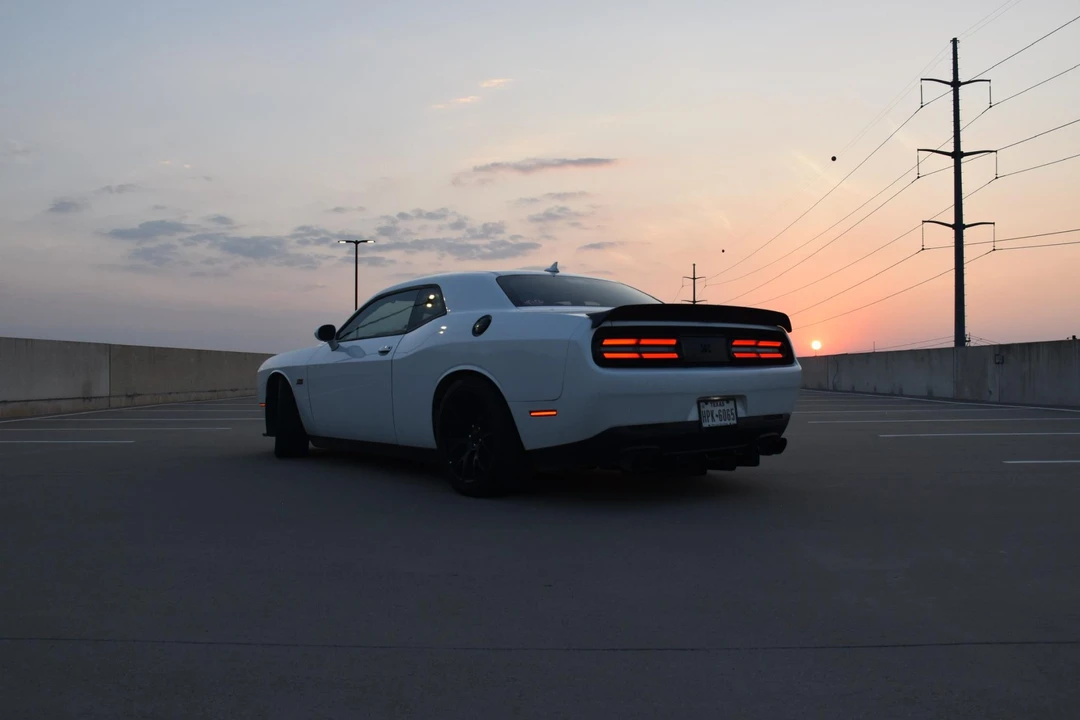 2015 Dodge Challenger SRT8 & 392 3rd Gen - Image 23 of 31