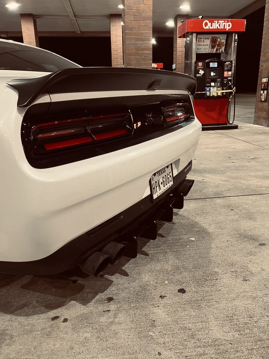 2015 Dodge Challenger SRT8 & 392 3rd Gen - Image 30 of 31