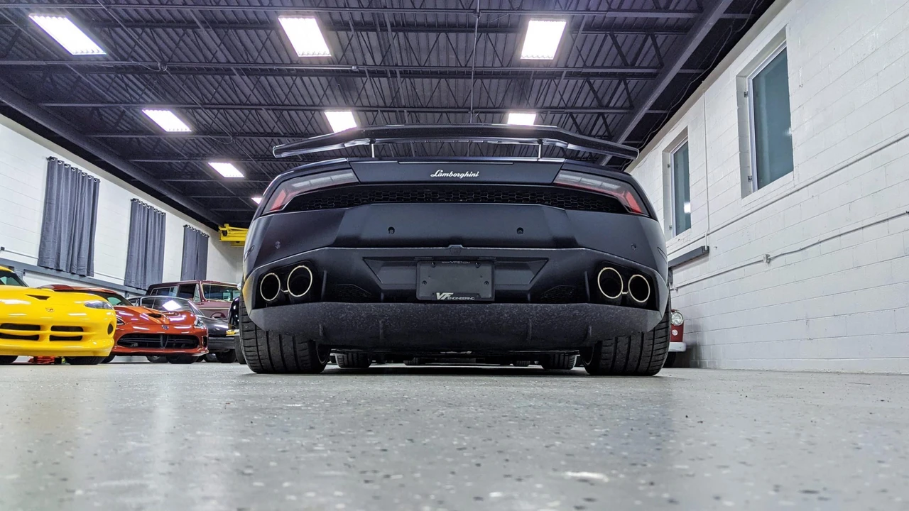 2015 Lamborghini Huracan LP610-4 - Image 12 of 31