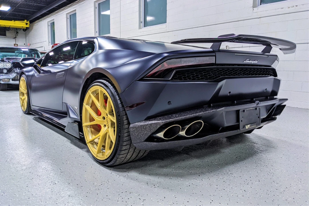 2015 Lamborghini Huracan LP610-4 - Image 8 of 31