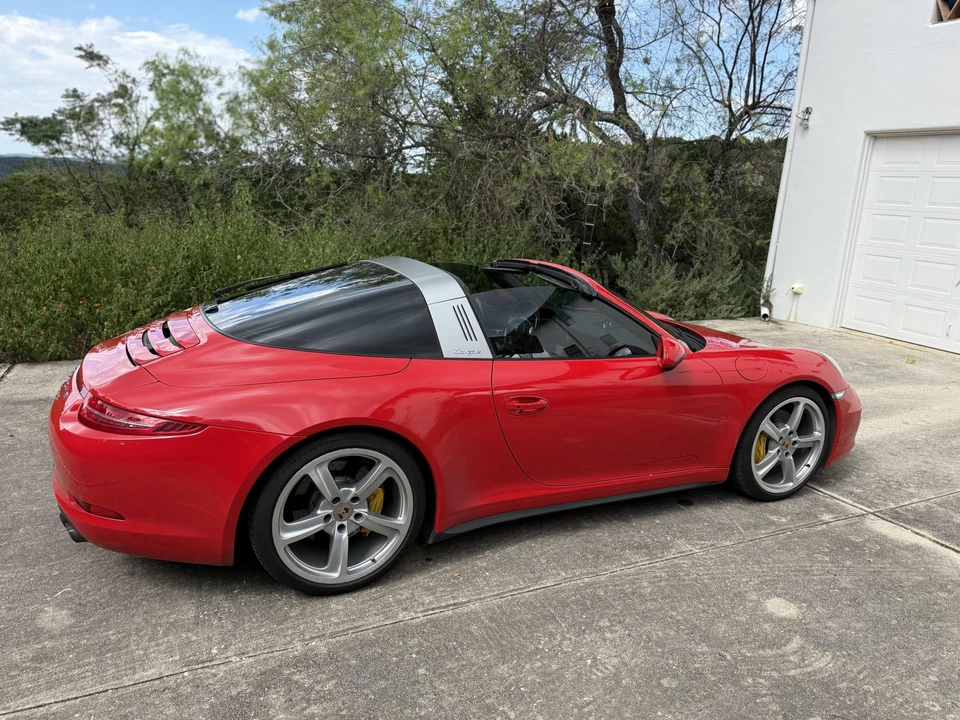 2015 Porsche 991 Carrera 4S - Image 15 of 31