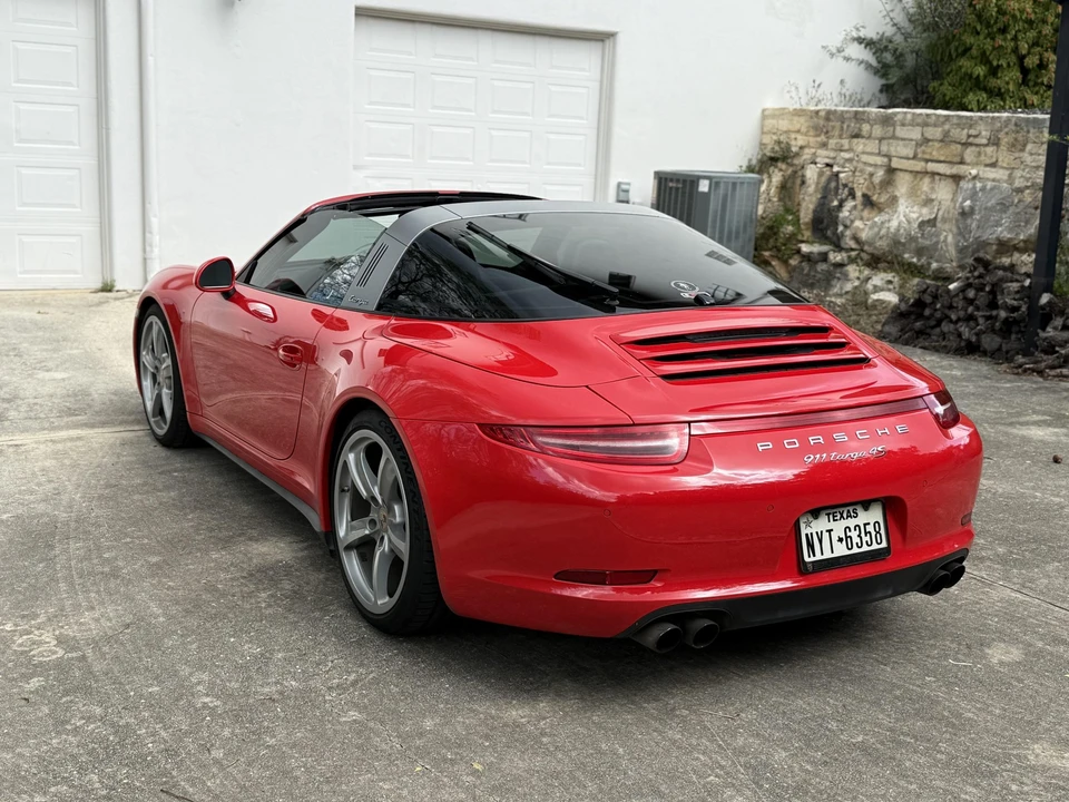 2015 Porsche 991 Carrera 4S - Image 9 of 31