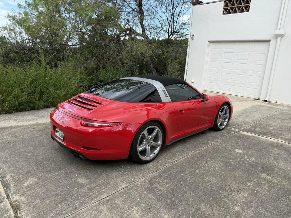 2015 Porsche 991 Carrera 4S - Image 14 of 31