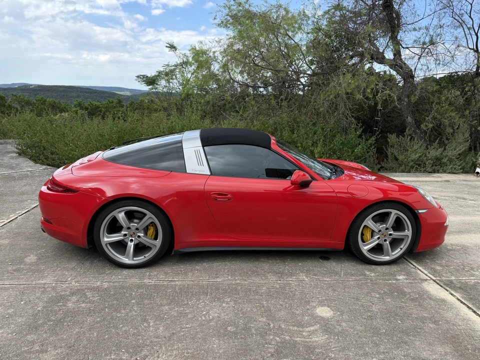 2015 Porsche 991 Carrera 4S - Image 16 of 31