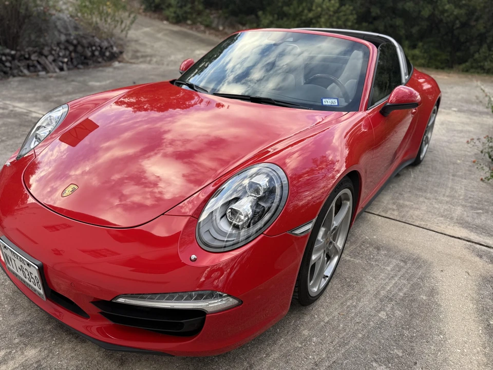 2015 Porsche 991 Carrera 4S - Image 26 of 31