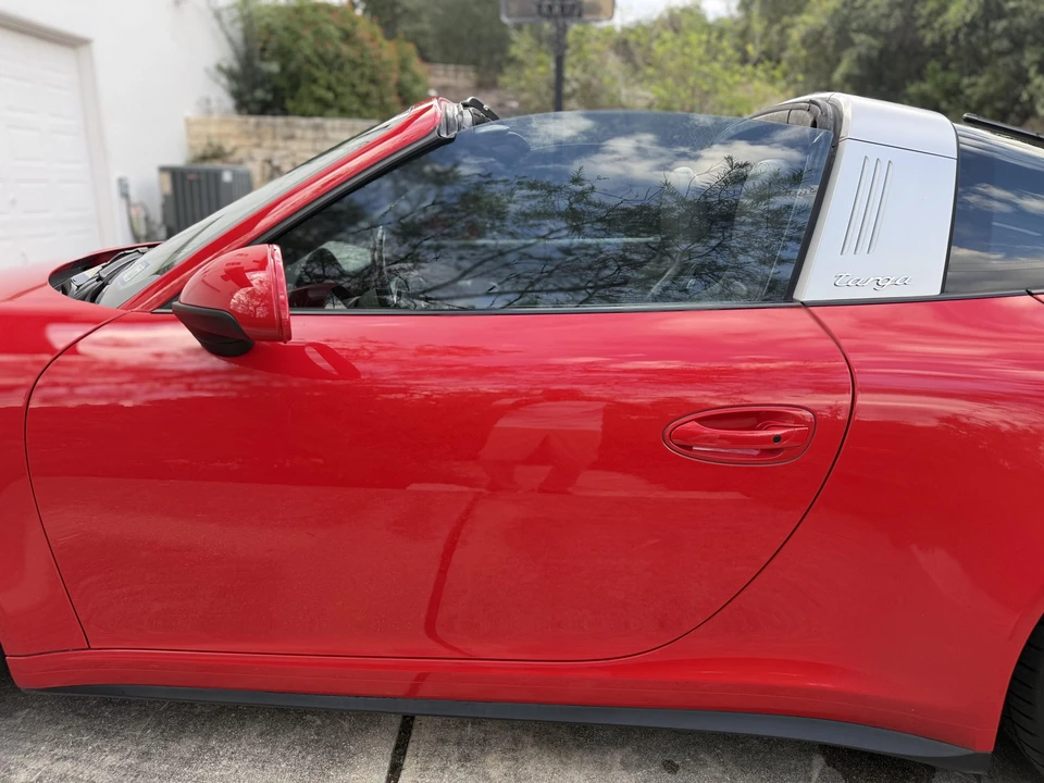 2015 Porsche 991 Carrera 4S - Image 27 of 31