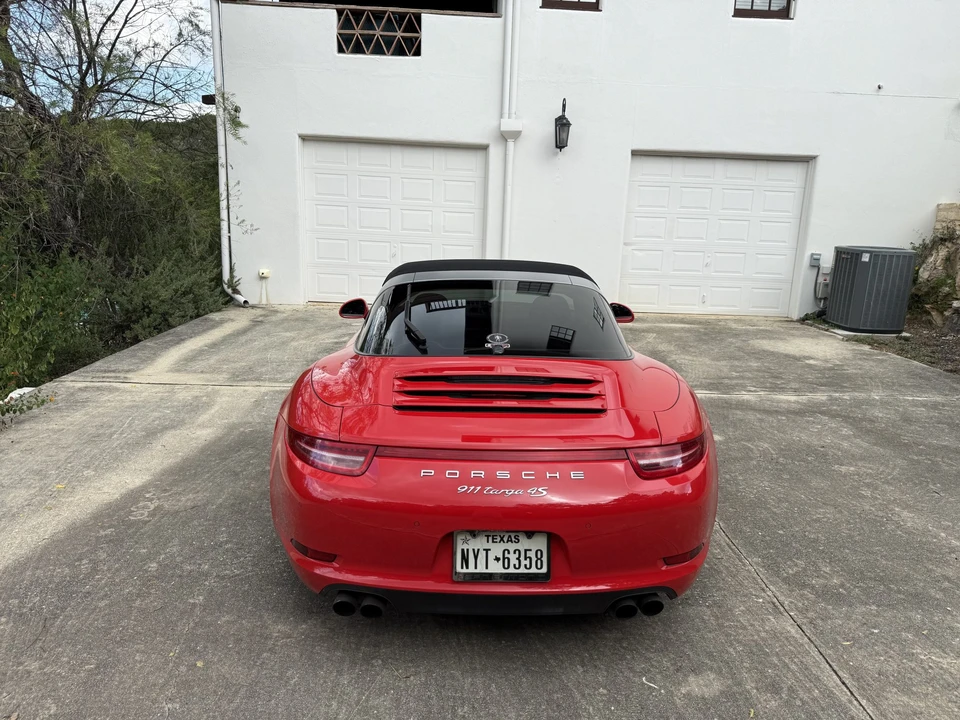 2015 Porsche 991 Carrera 4S - Image 12 of 31