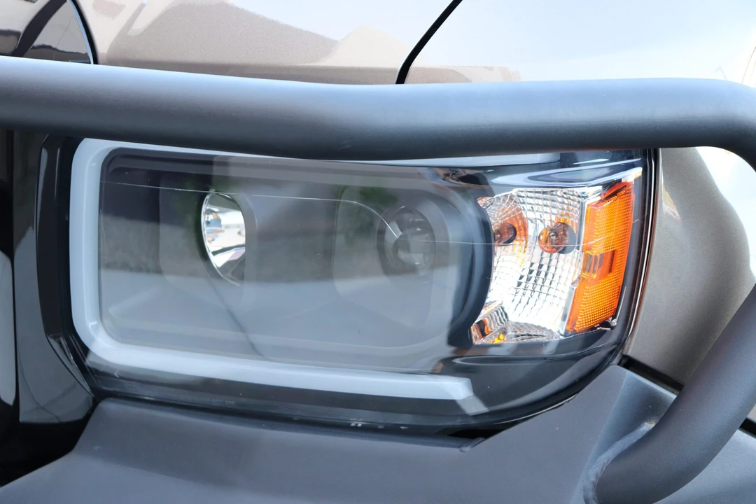 2016 GMC Canyon 2nd Gen - Image 13 of 31