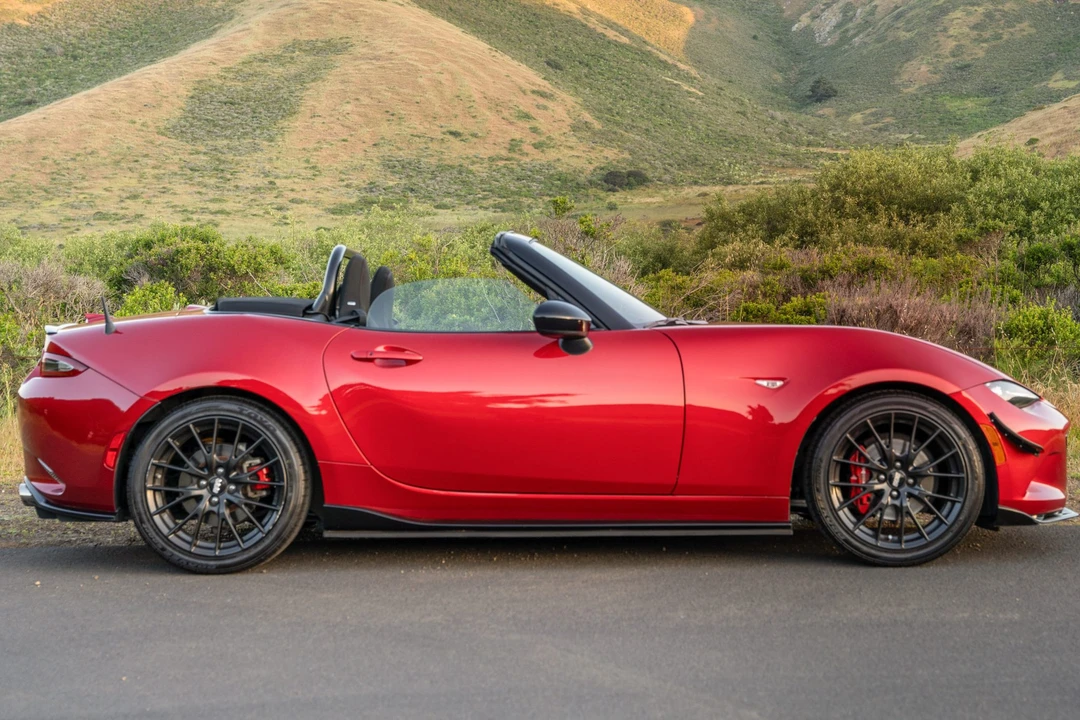2016 Mazda ND MX-5 Miata - Image 4 of 31