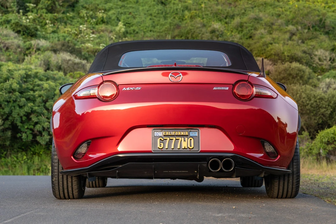 2016 Mazda ND MX-5 Miata - Image 14 of 31