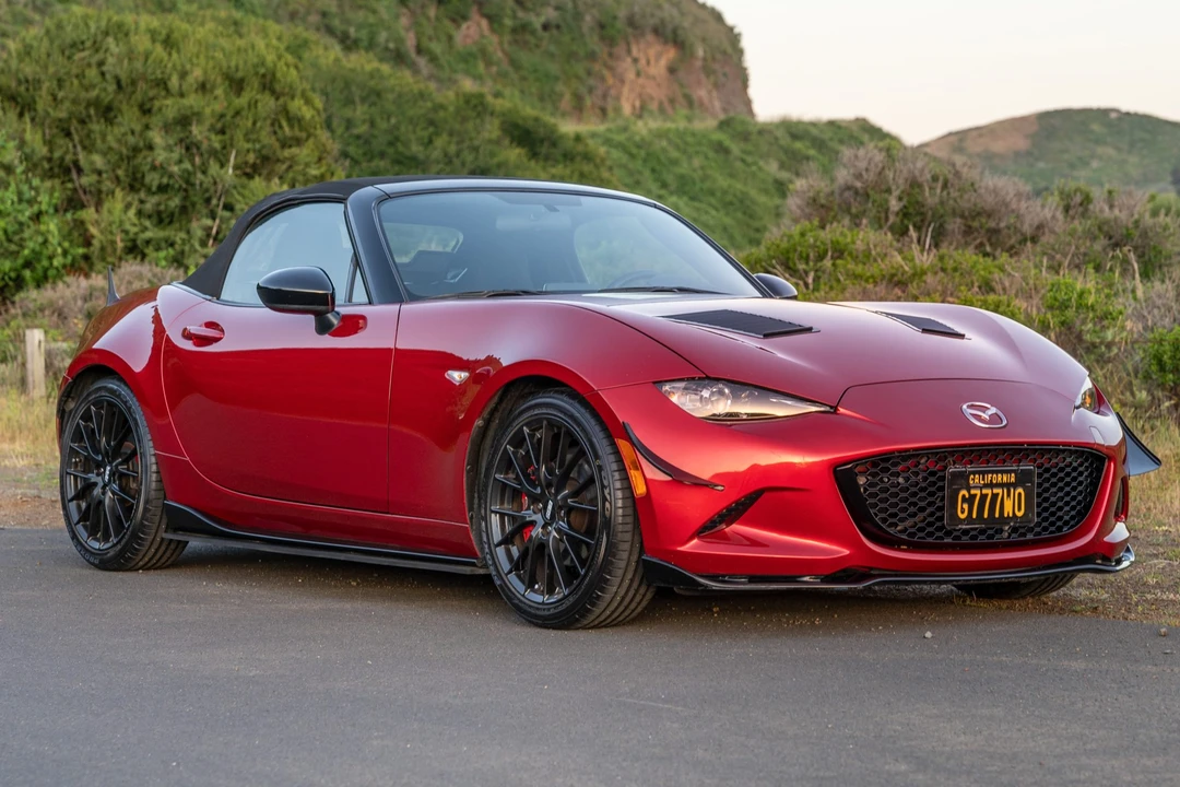 2016 Mazda ND MX-5 Miata - Image 11 of 31