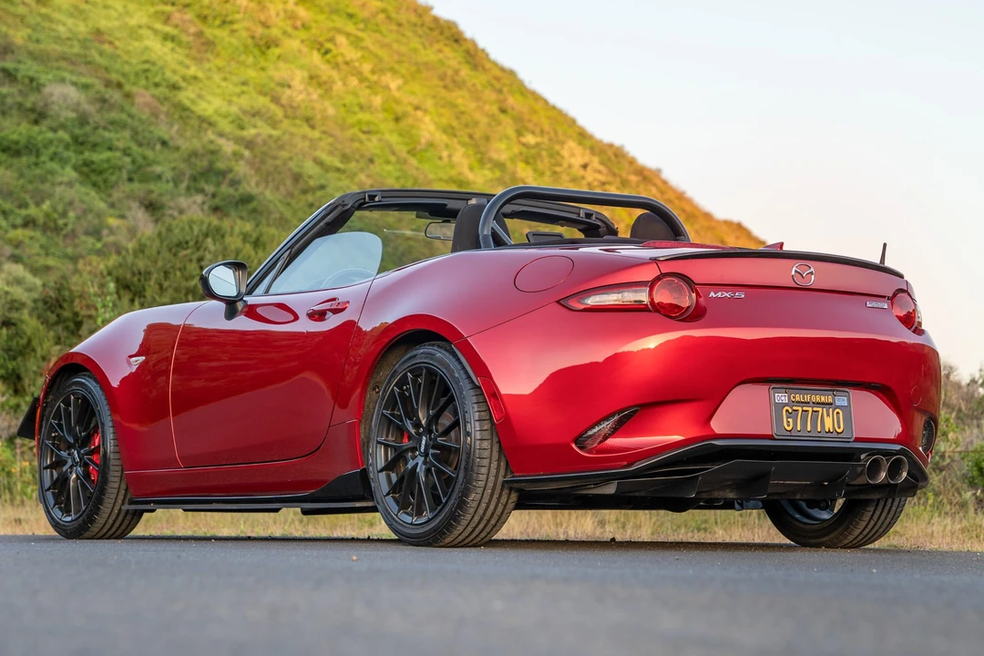 2016 Mazda ND MX-5 Miata - Image 7 of 31