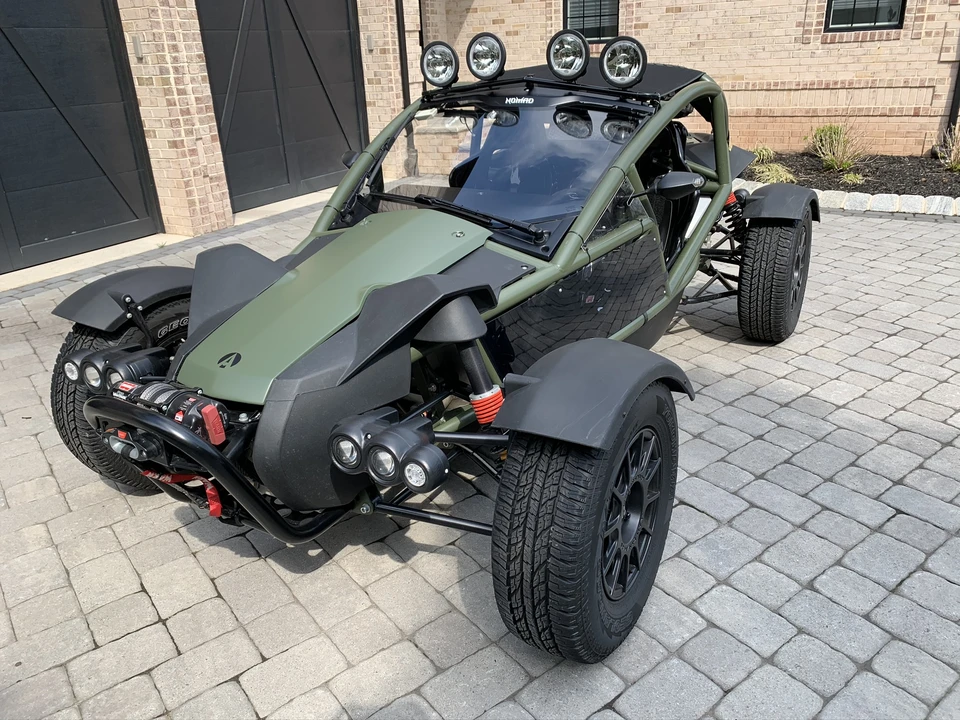 2017 Ariel - Image 2 of 31