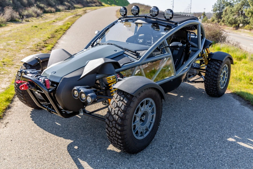 2017 Ariel - Image 5 of 31