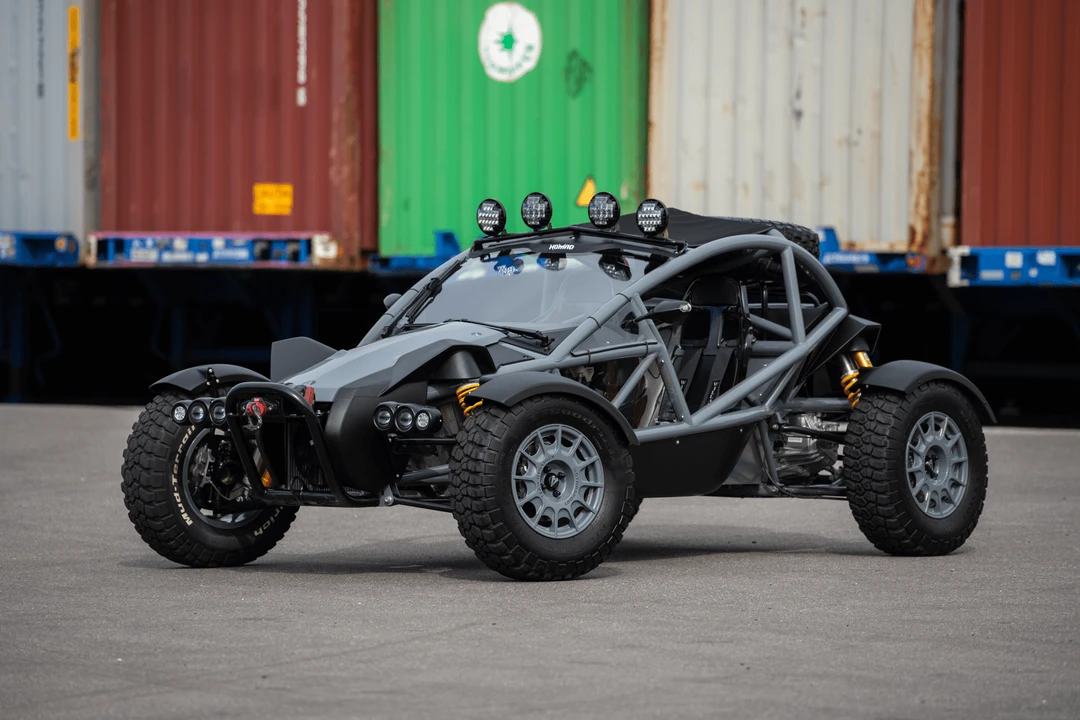 2017 Ariel - Image 4 of 31