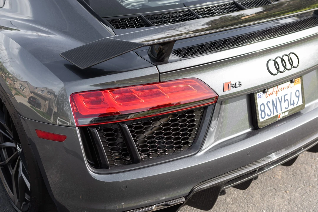 2017 Audi 4S R8 - Image 11 of 31